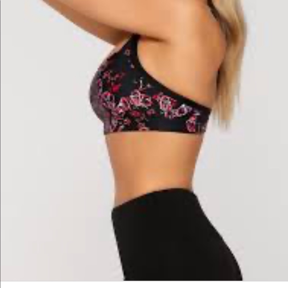 Lorna Jane Electric Bloom sports bra